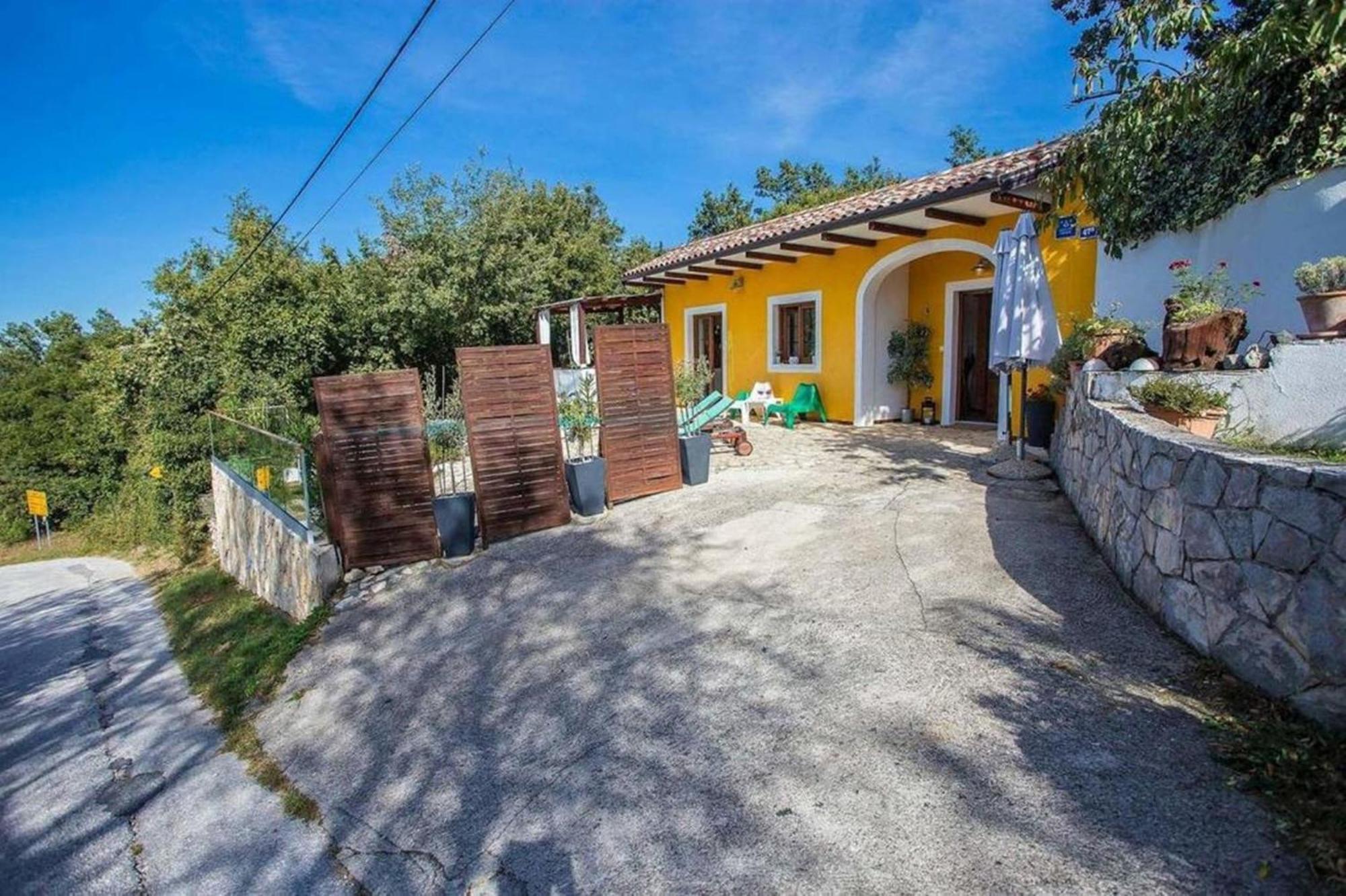 Holiday Home Deborah With Private Pool Labin  Bagian luar foto